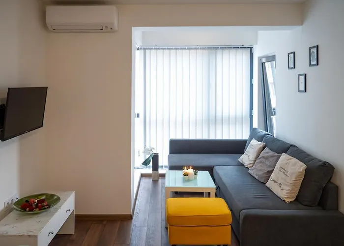 Bright Studio In The City Center