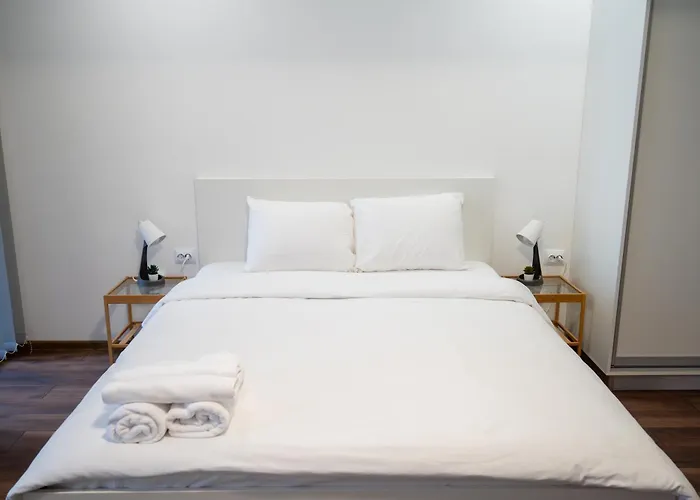 Bright Studio In The City Center